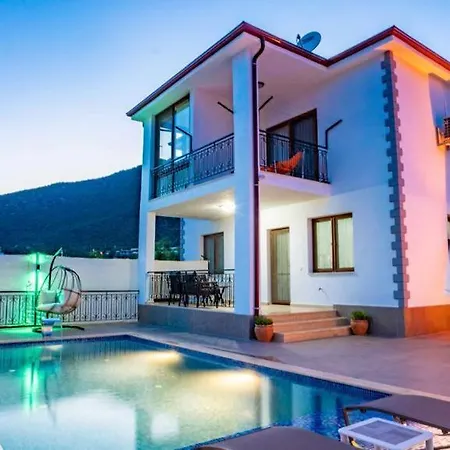 Tanyeri Villa ヴィラ カシュ